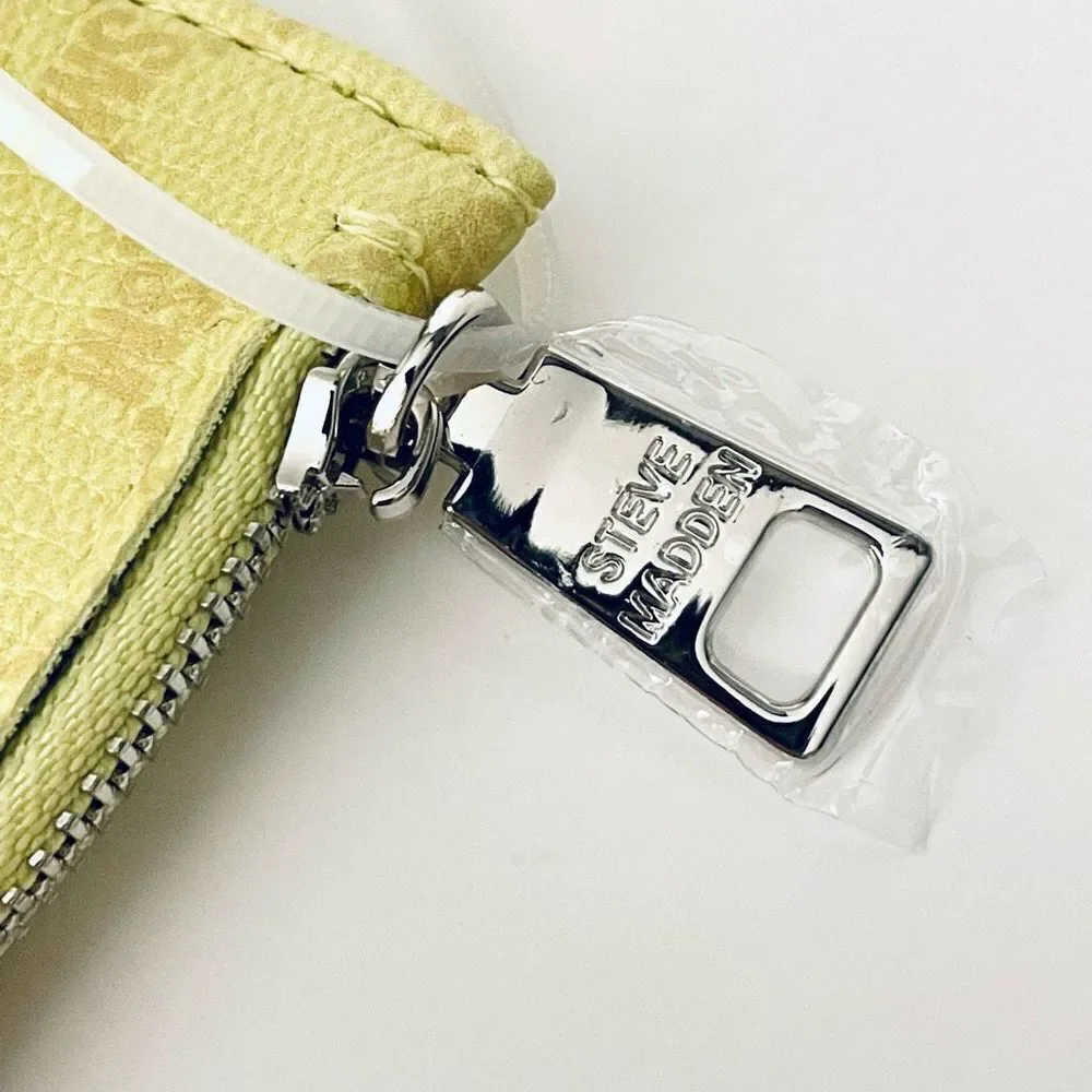 NWT Steve Madden Gorgeous BTOMMASO Lemon Green 2 Piece Wallet many compartments!